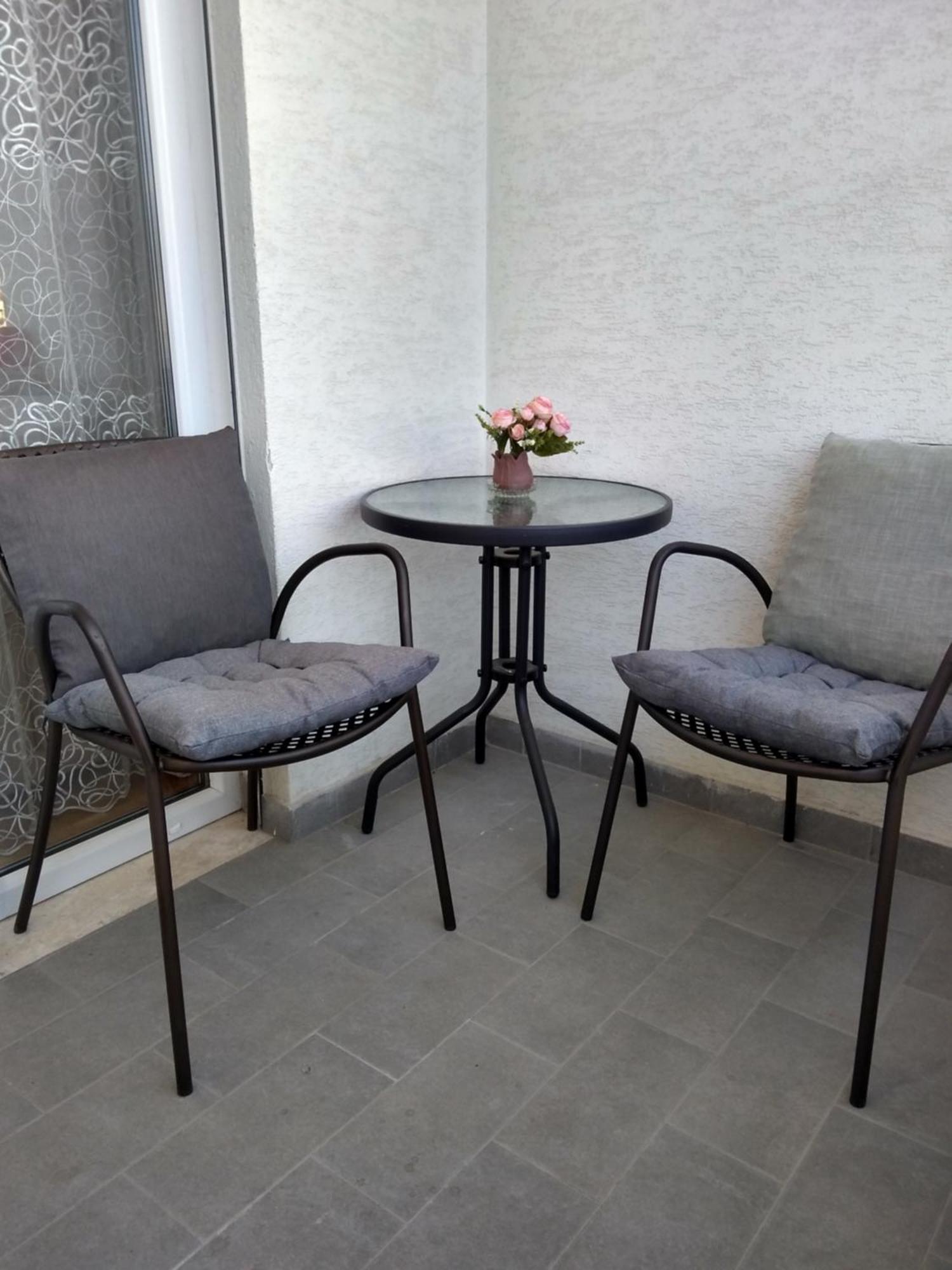 City Center Cute And Comfy Apartment - Ajia Apartments Tirana Kültér fotó